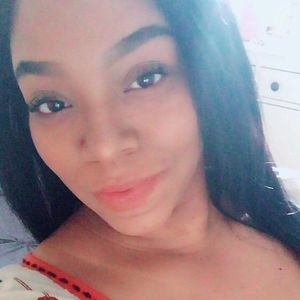 Meet your Posher, Davina